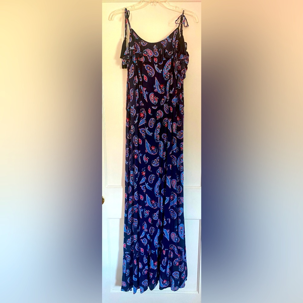 Westport paisley maxi dress with tassel accents on tie straps size L